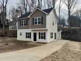 featured image of 608 E Texas Ave