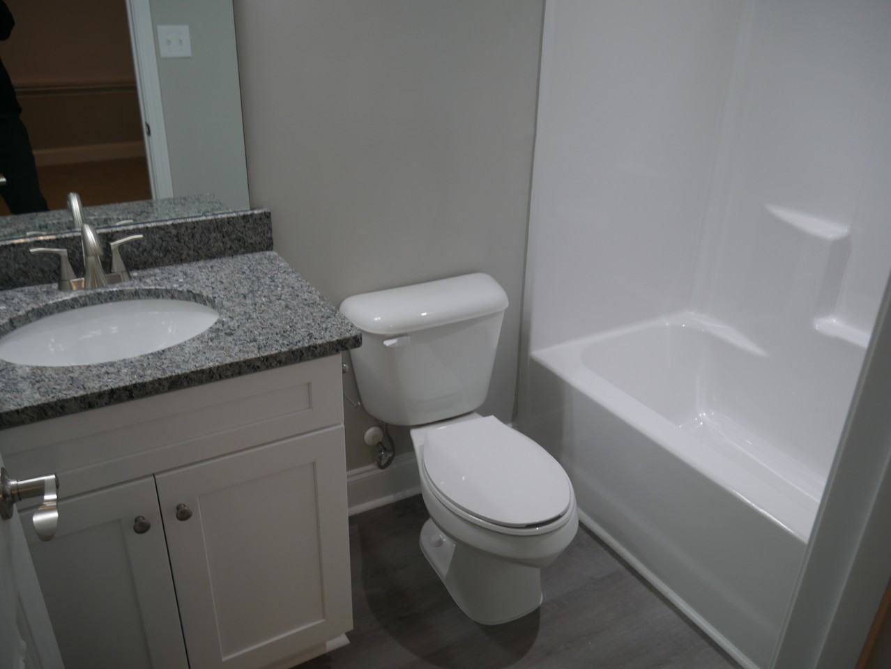 154 N Church St - Photo 5 of 6