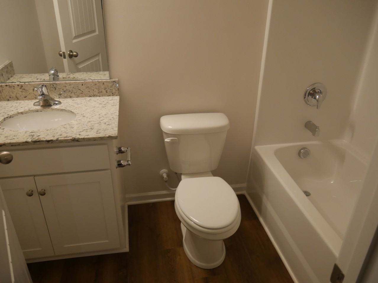 316 Noble Ln - Photo 3 of 3
