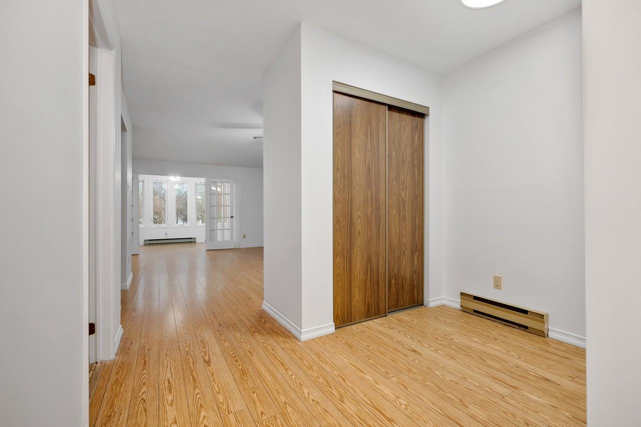 55 Rue des Carouges #4 - Photo 2 of 6