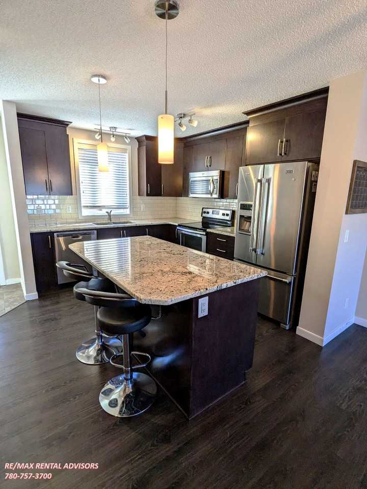 109 Cranford Way Se - Photo 3 of 18