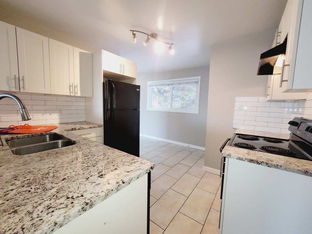 13211 104 St Nw - Photo 2 of 23