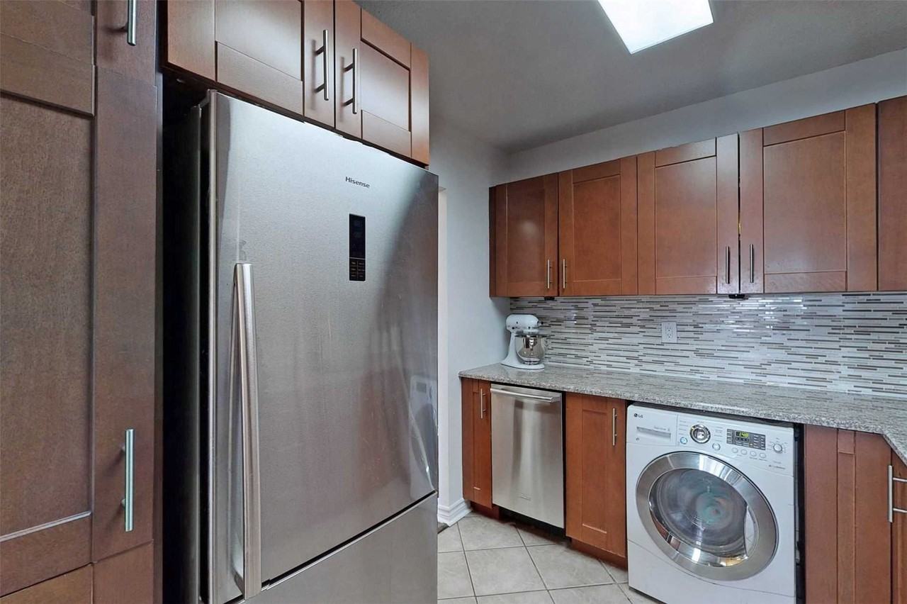 4101 Sheppard Ave E #2108 - Photo 3 of 21