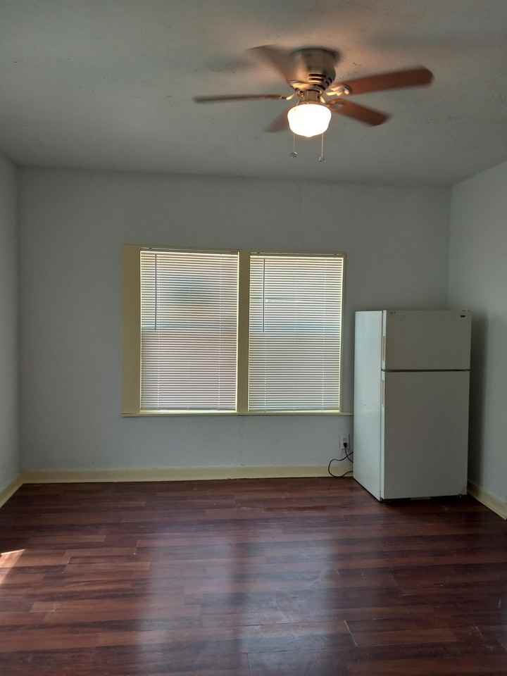 9714 Heidelberg StreetUnit 1 #1 - Photo 3 of 7