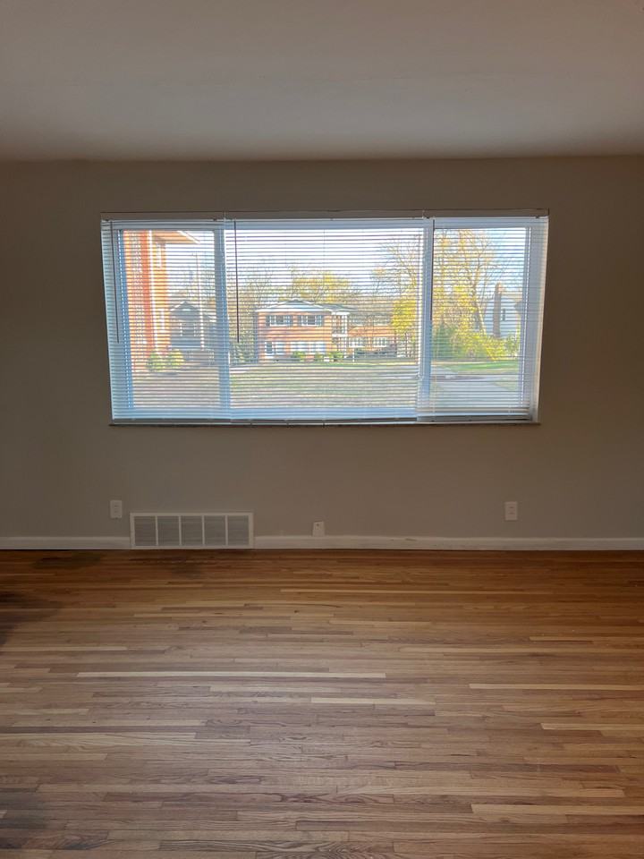 7845 Big Bend Blvd #7845-5 - Photo 6 of 17