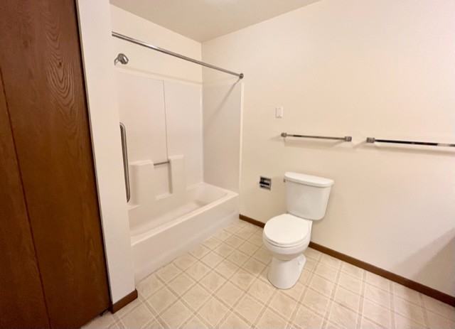 913 Acewood Blvd-210 #210 - Photo 3 of 23