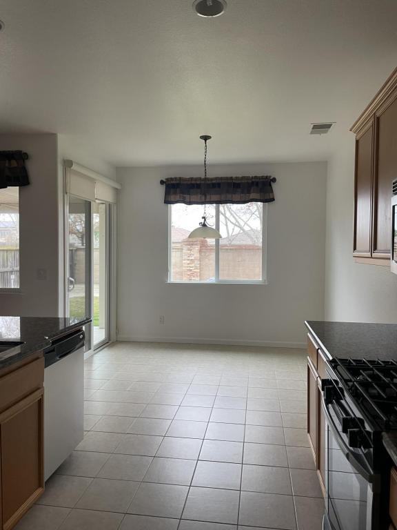 1149 Tulio St - Photo 2 of 13