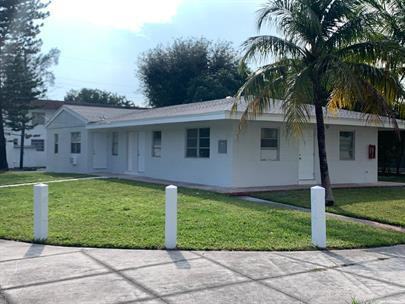 2280 Ne 172nd St - Photo 3 of 8