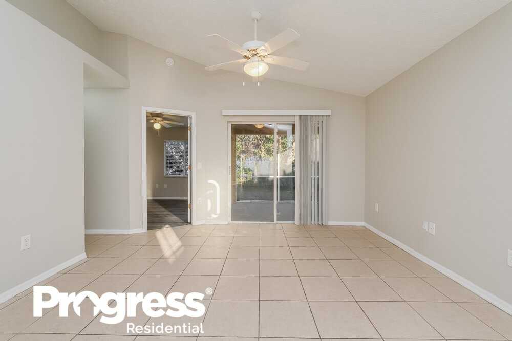 7922 Barclay Rd - Photo 3 of 16