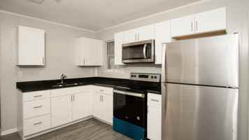 featured image of 2708 Monticello Dr Nw #1