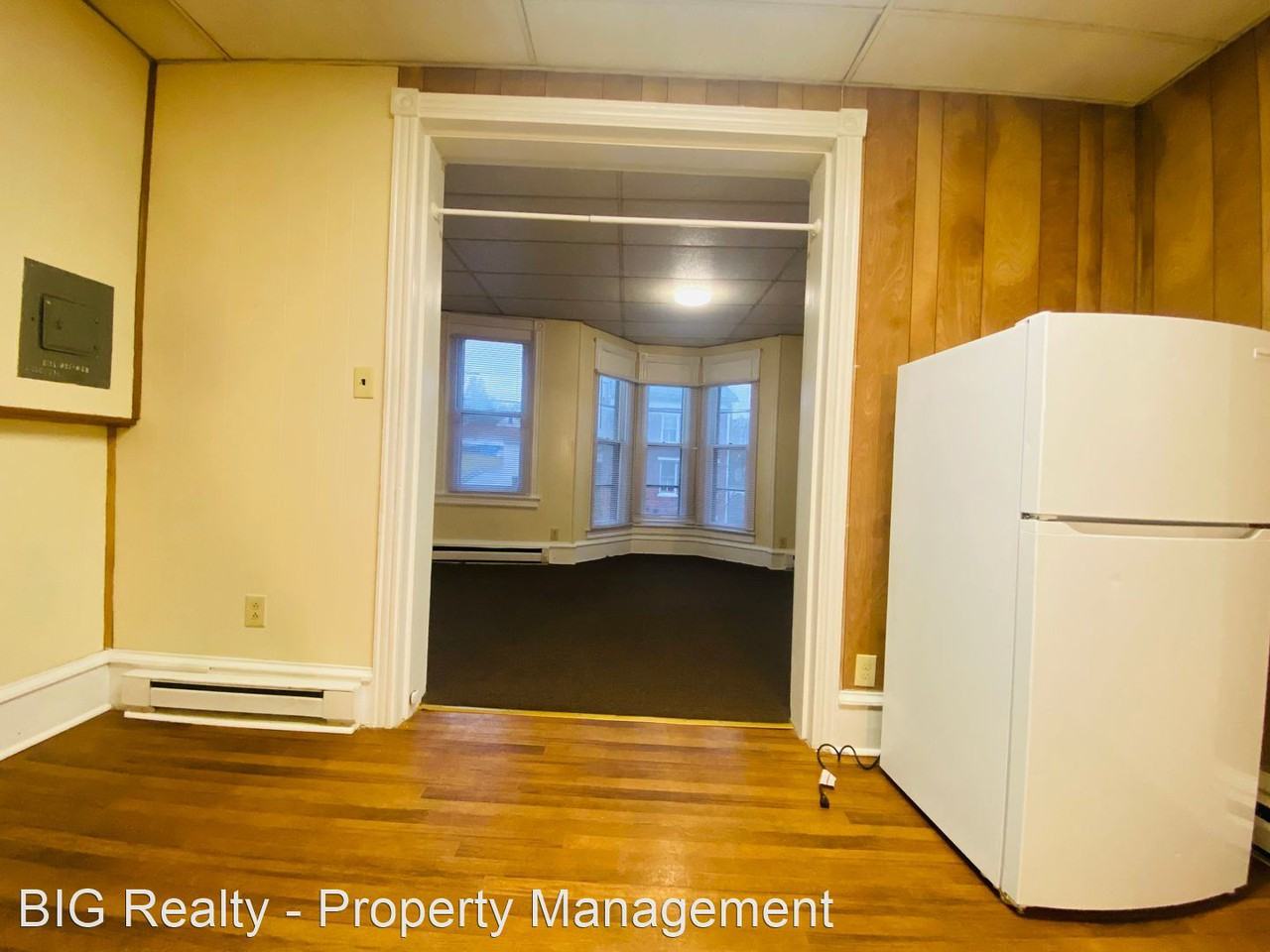 129 N Main St - Photo 3 of 6