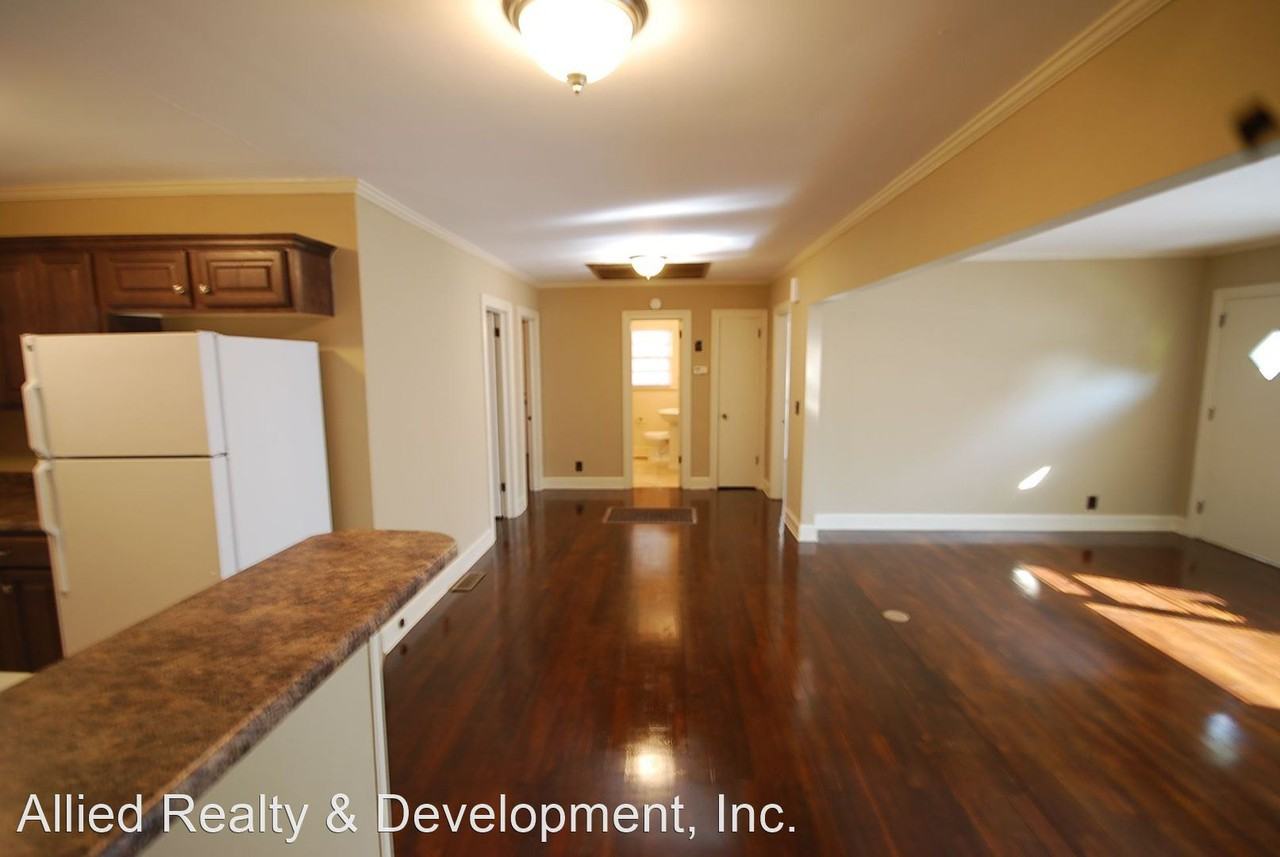 1414 21st Ave E - Photo 3 of 7