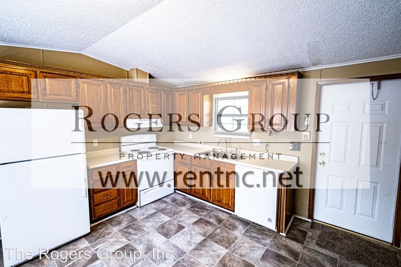 2589 Beechtree Trl - Photo 3 of 11