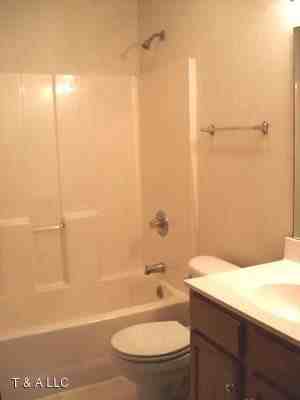 2144 Cliburn Rd - Photo 3 of 6