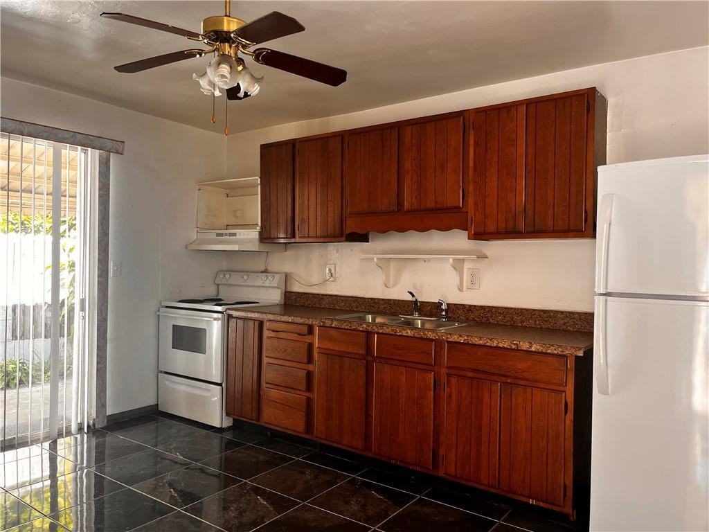 5627 Sheridan St #5627 - Photo 3 of 7