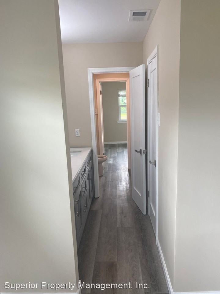 2816 Richland St. - Photo 3 of 10