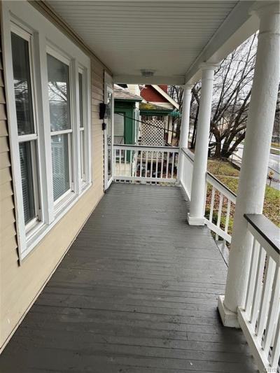 1319 W Onondaga St - Photo 2 of 10