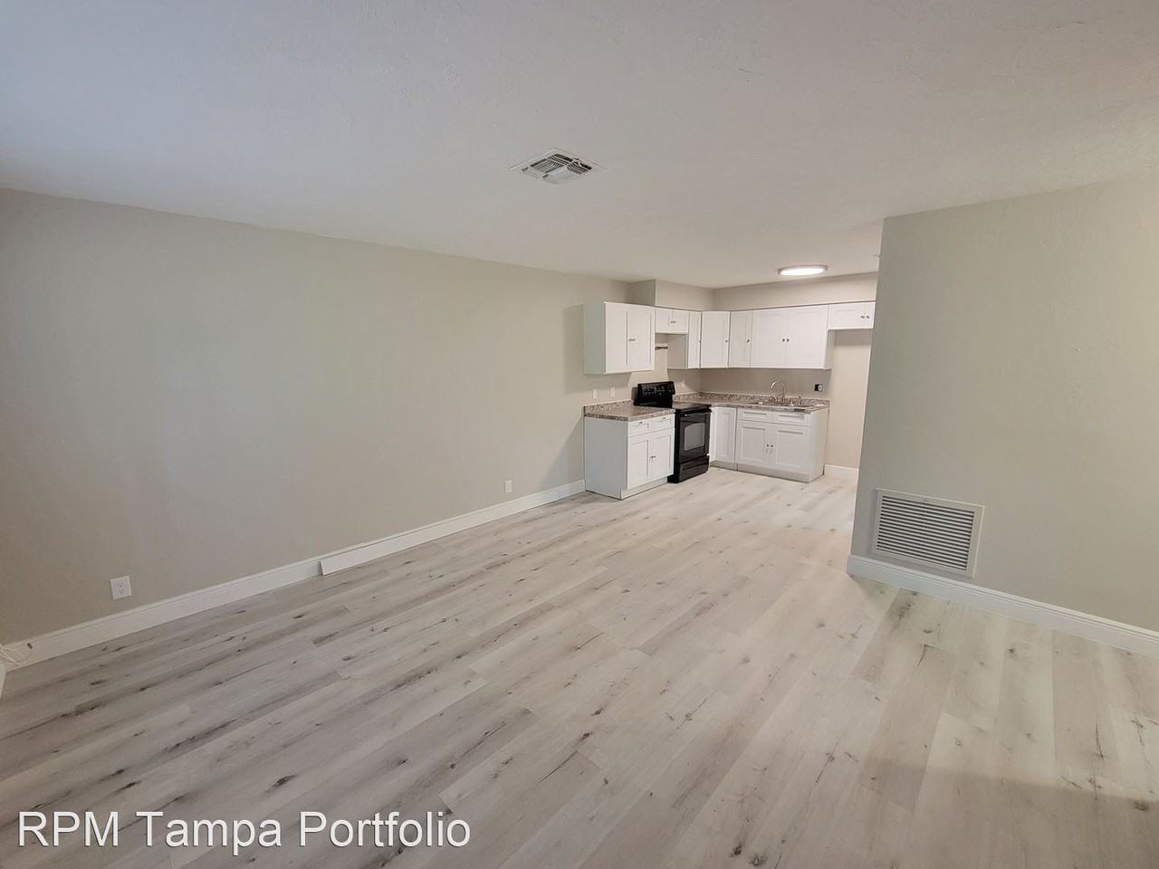 2055 NW 43rd St - Photo 2 of 11