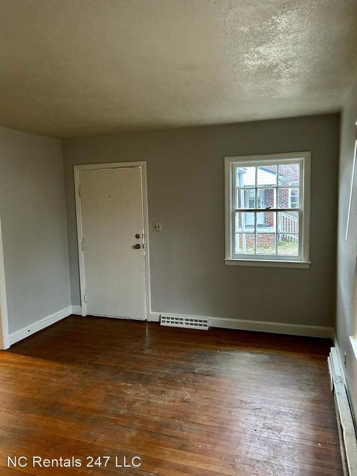 2926 Archdale Rd - Photo 2 of 11