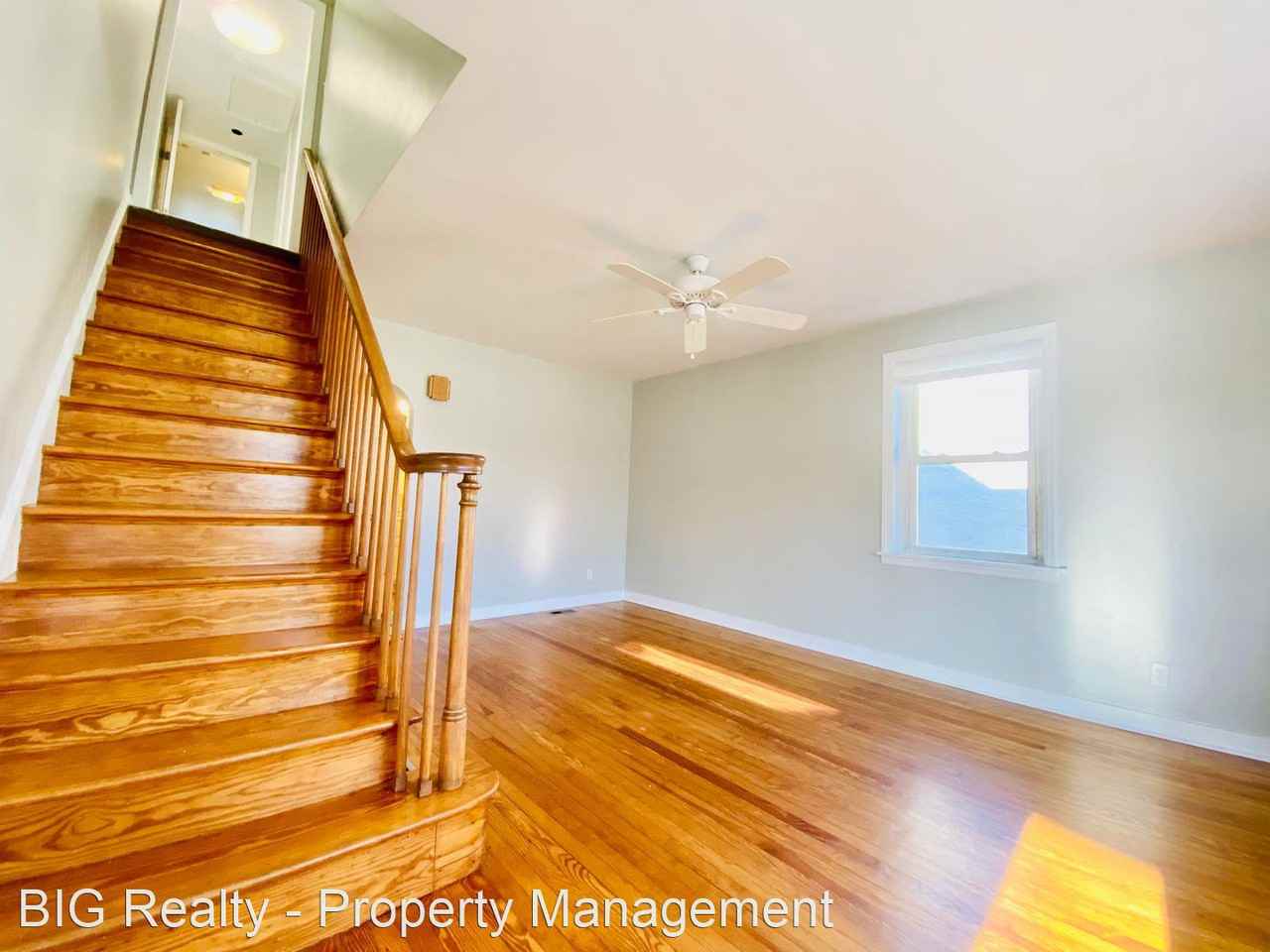 311 Union St - Photo 3 of 15