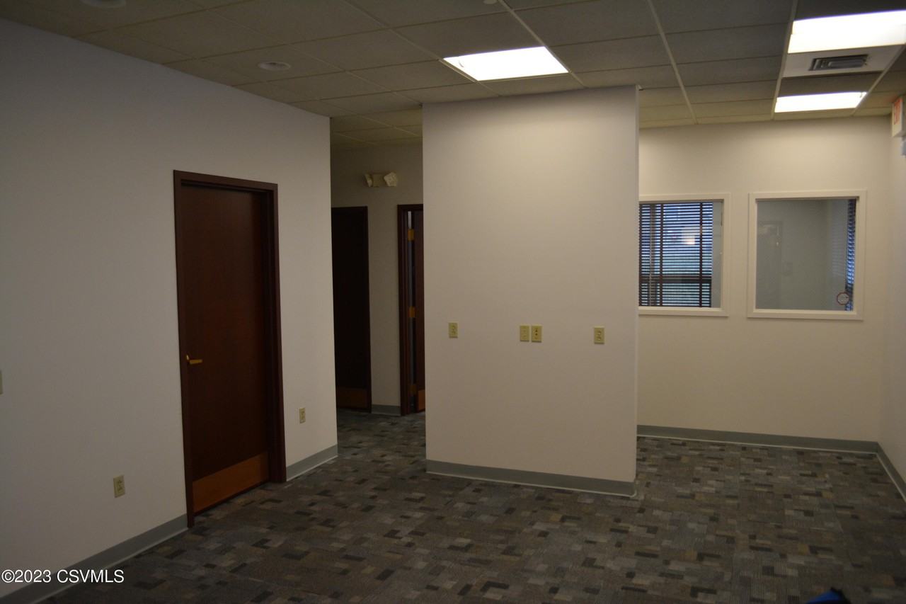 25 Belford Blvd - Photo 5 of 19