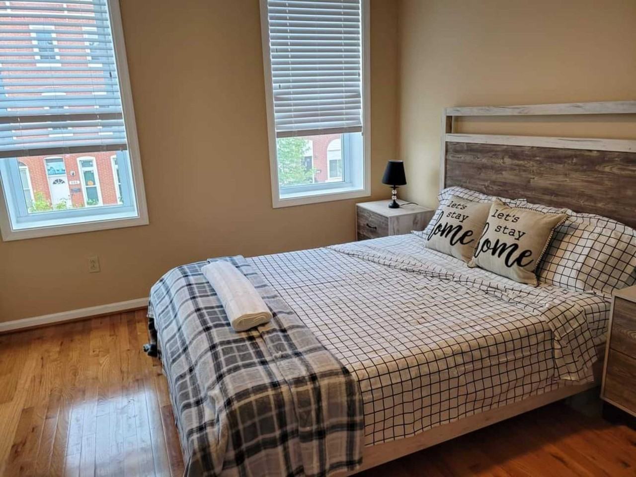 446 N Patterson Park Ave #1 - Photo 3 of 6