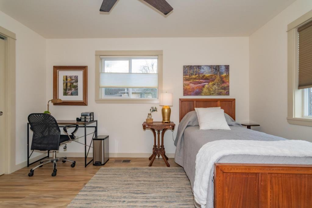 924 Bellview Ave - Photo 2 of 50