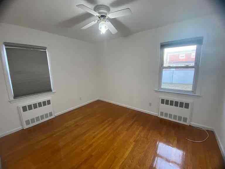 340 Burgher Ave - Photo 2 of 9