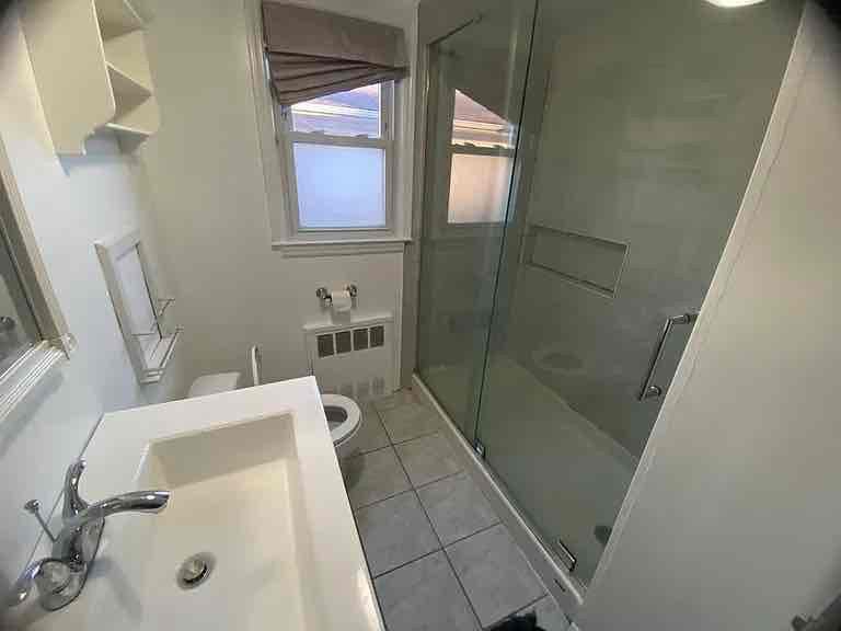 340 Burgher Ave - Photo 3 of 9