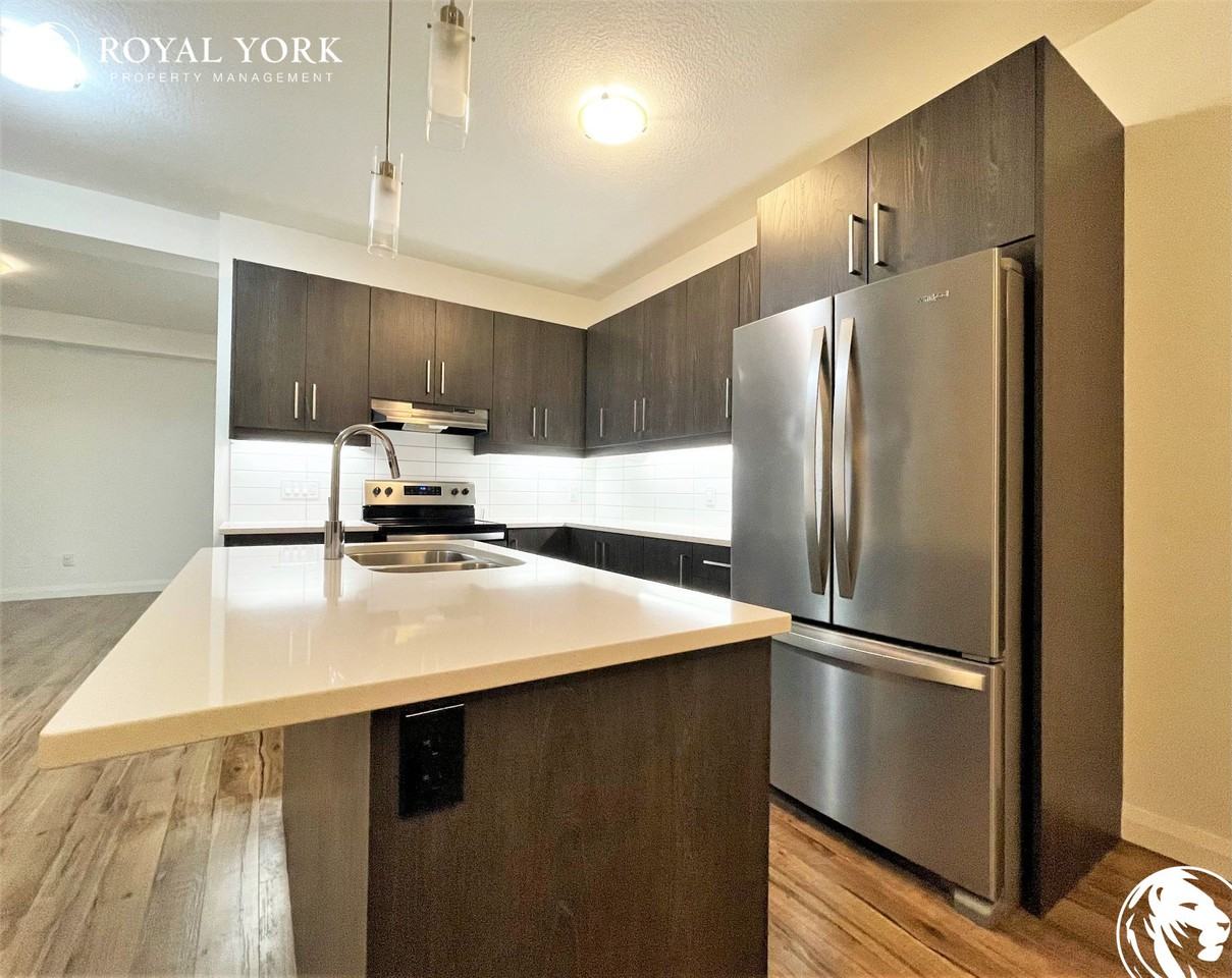 3260 Singleton Ave - Photo 3 of 35