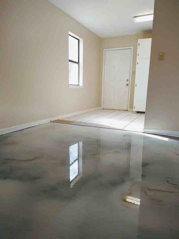147 Amanda Ct #147 - Photo 2 of 10