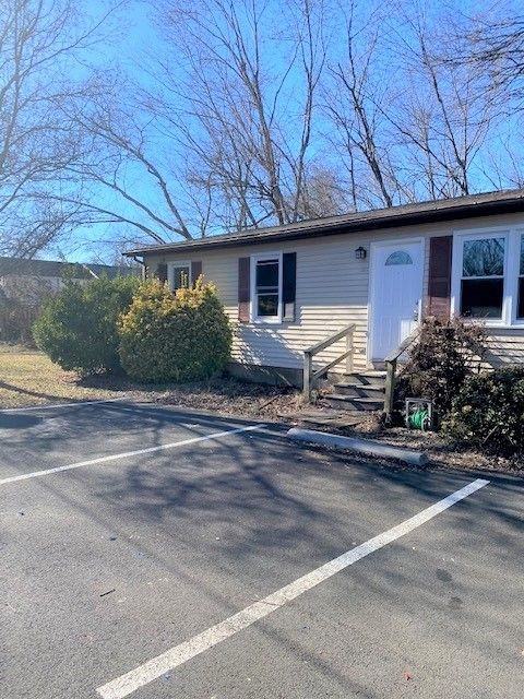 402B W Main St - Photo 2 of 11