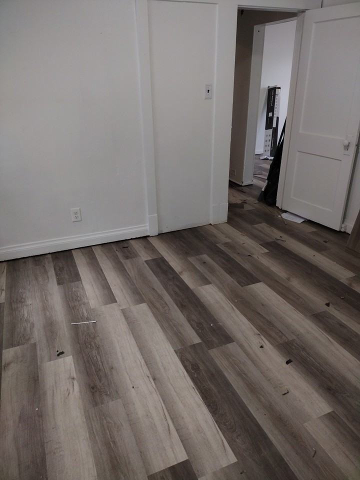 521 Line Street - Photo 2 of 10