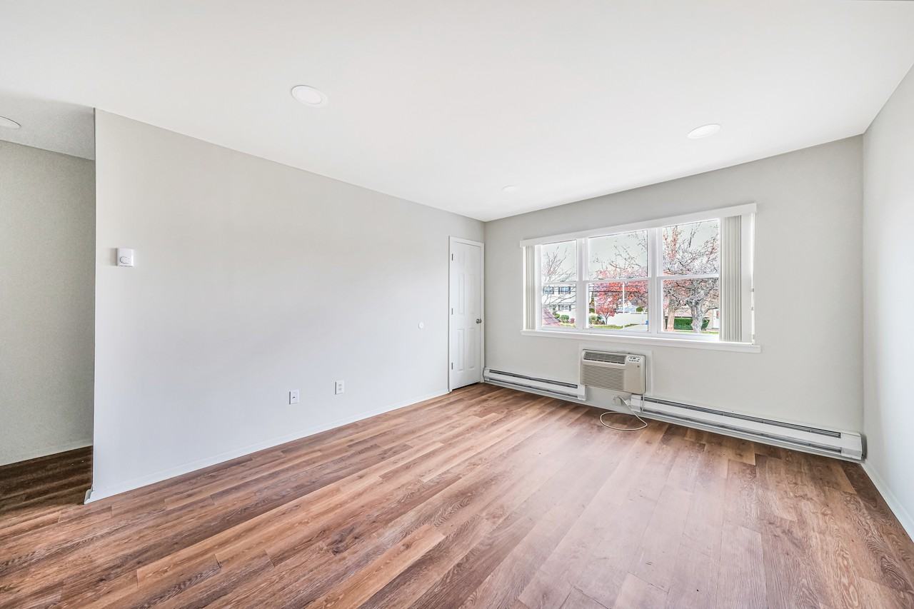 110 Cedar Road - Photo 2 of 5