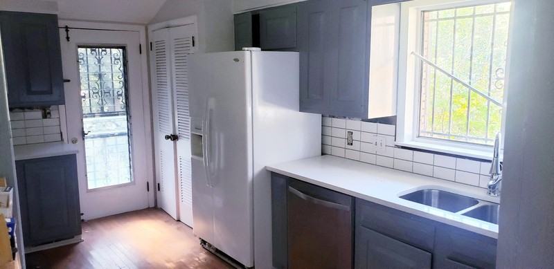 903 Rooms For Rent In Mini Mansion W/Pool (With Utilities Included) #Wifi - Photo 5 of 19