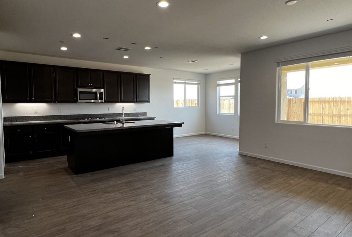 2491 Muscat St #1 - Photo 2 of 5