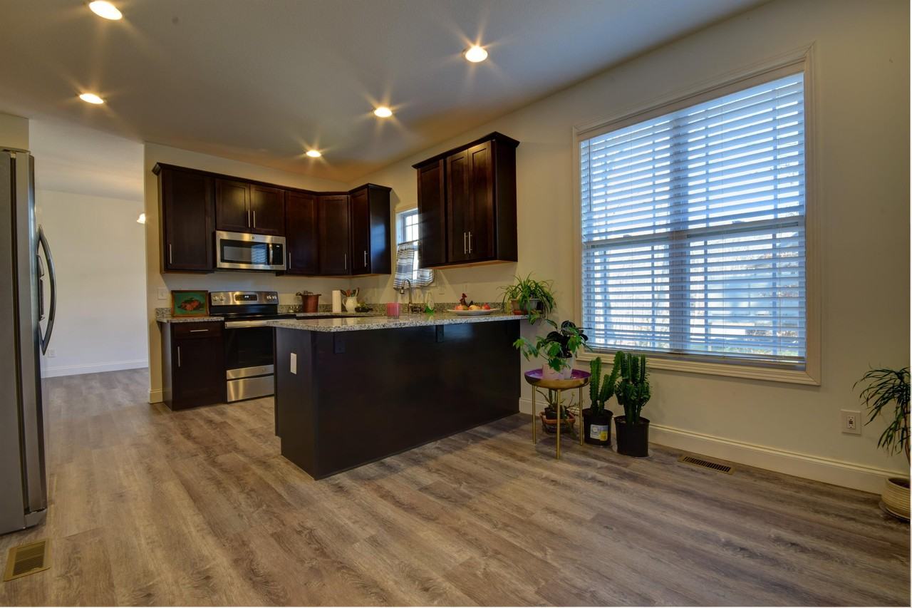 221 Dublin Ln #0 - Photo 4 of 20