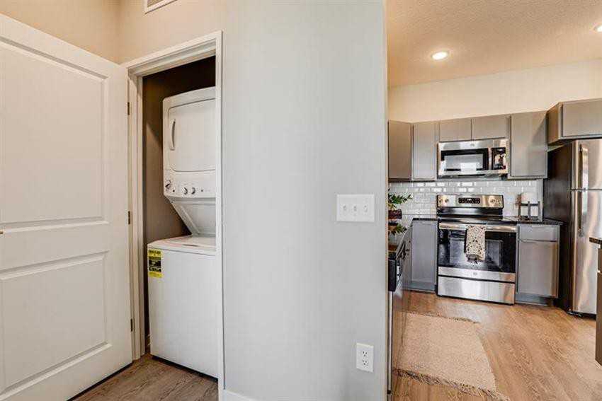 7 W Travelers Trl - Photo 2 of 14