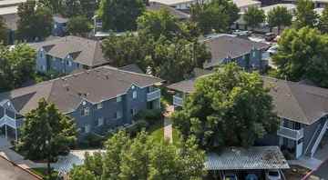 featured image of 663 E State St