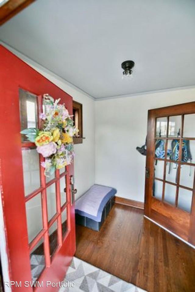 524 524 La Salle 1 - Photo 2 of 17