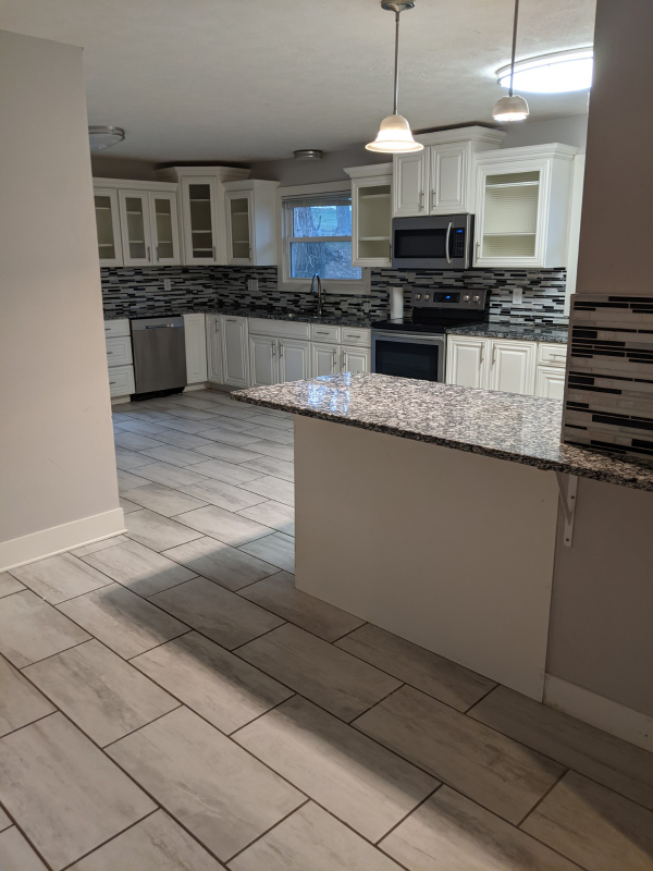 3303 N 76th St - Photo 3 of 9