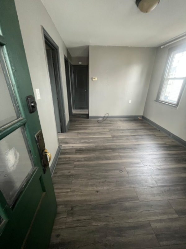 131A E Pennsylvania Ave - Photo 3 of 11