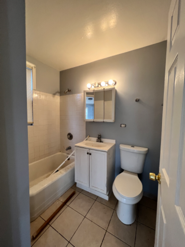 8459 South Morgan Street #1 - Photo 6 of 9