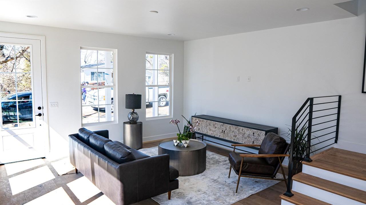 612 South Willow Avenue #1 - Photo 4 of 8