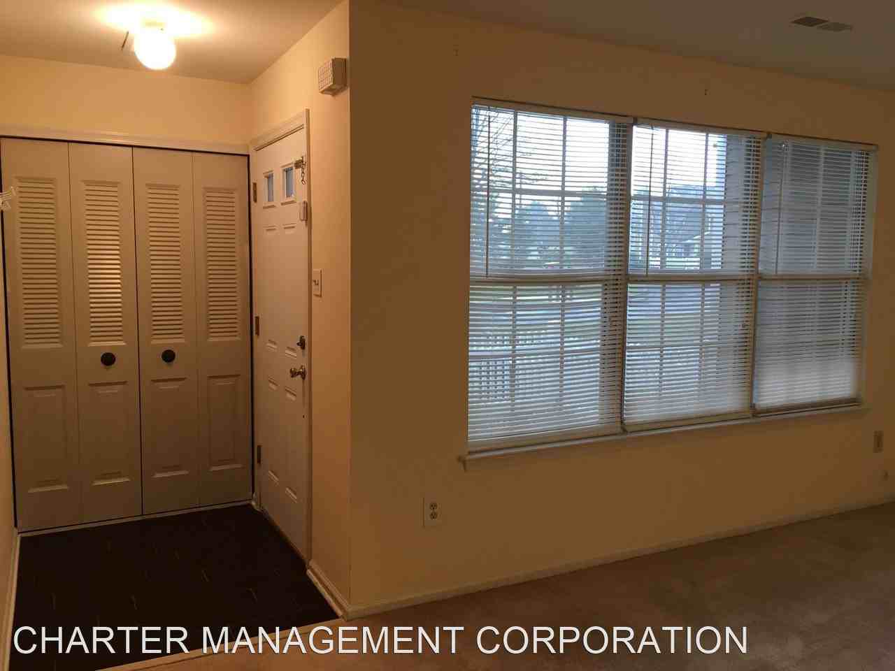 507 Ferris Ln - Photo 3 of 7