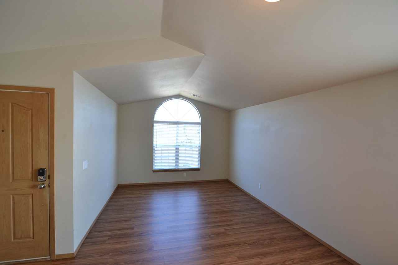 32625 18th Pl Sw - Photo 2 of 11