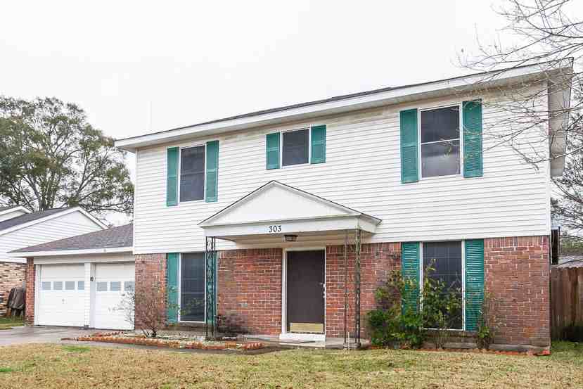 303 Chelsea Ln - Photo 2 of 7