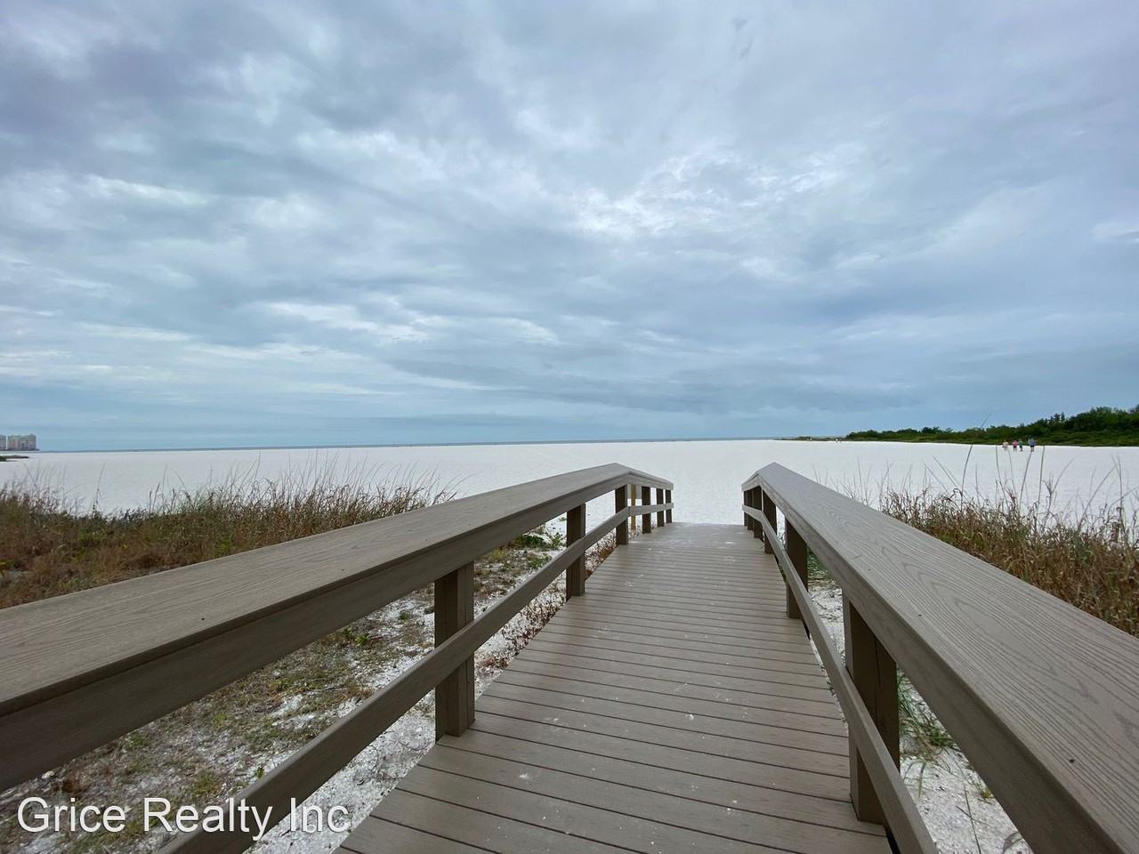 320 Seaview Ct. - Photo 2 of 2