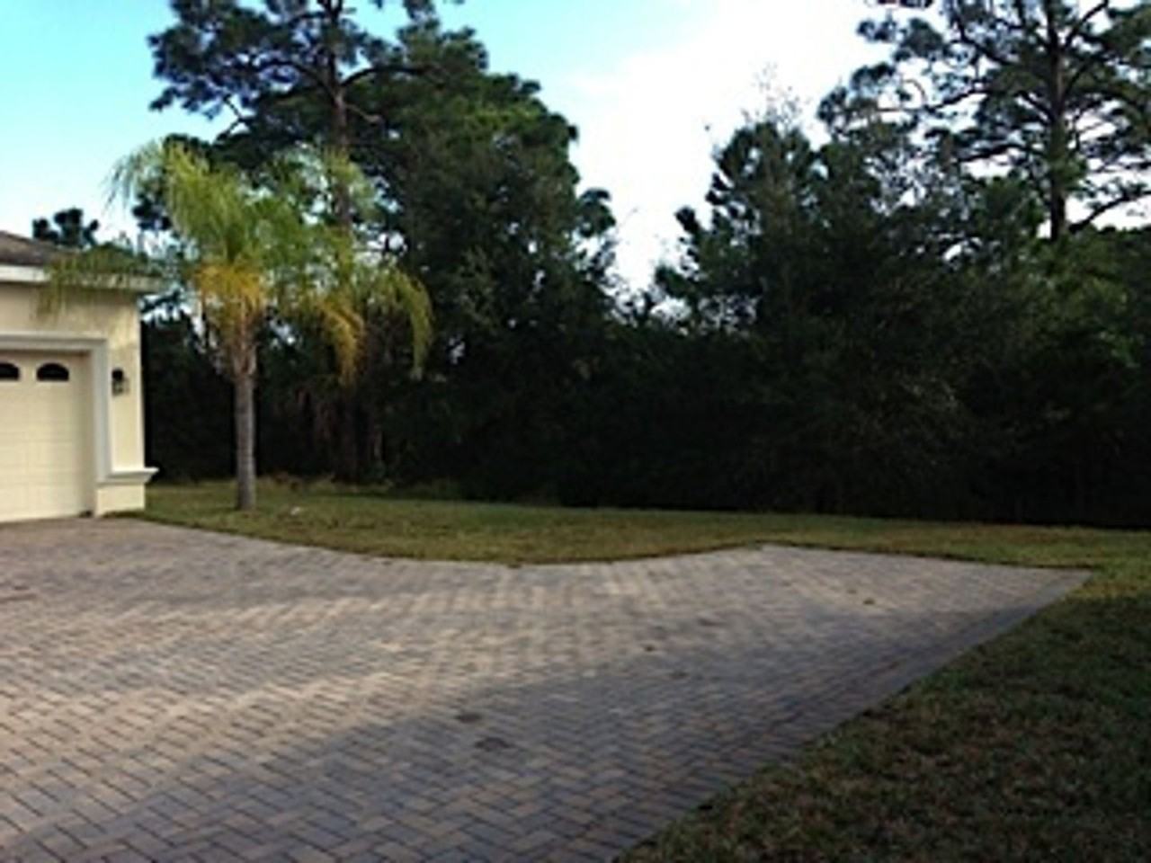 2029 Tullagee Ave - Photo 2 of 25