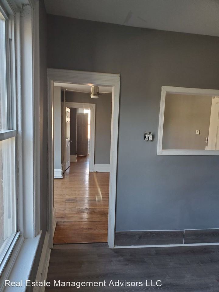 1502 Harrison Street - Photo 2 of 7